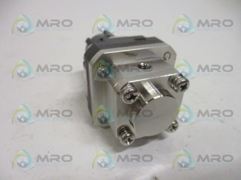 SMC SRP1111-M5 REGULATOR NSMP