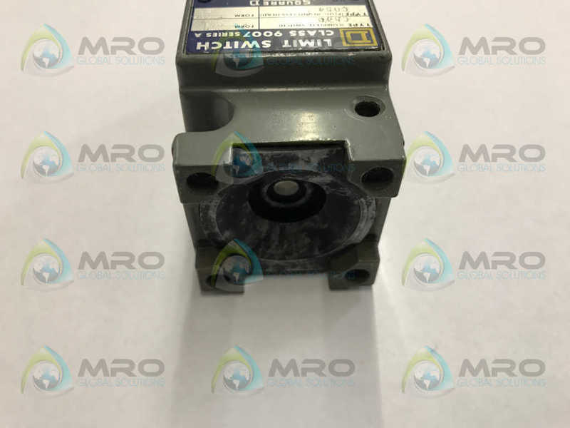 SQUARE D 9007-C54D LIMIT SWITCH (AS PICTURED) UNMP