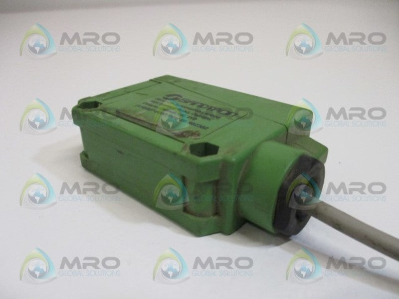 SUNX VF2-M10D PHOTOELECTRIC BEAM SENSOR UNMP