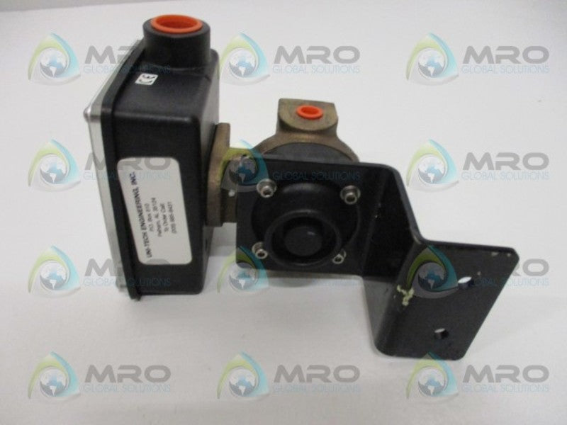 UNIVERSAL FLOW MONITORS WVS7GM-2-A1NR-F-4U FLOW METER 0-7 GPM NSMP