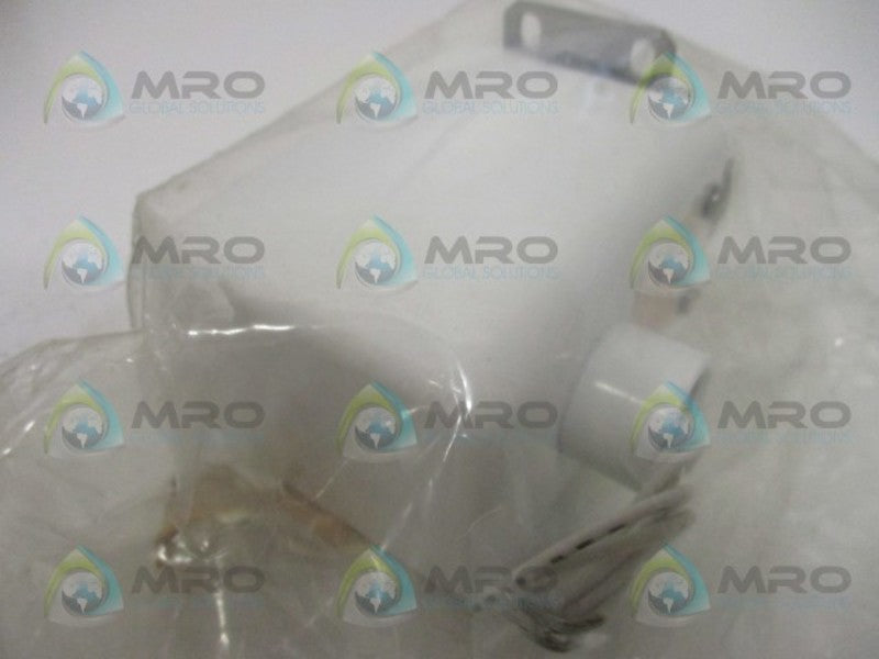 VALCOR SCIENTIFIC SV53C18HT34-6 SOLENOID VALVE NSNP