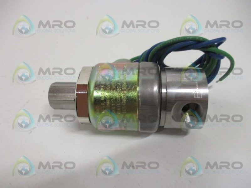 VERSA ESM-3302-44-H-XX-120V60 THREE WAY DIRECTIONAL VALVE NSMP