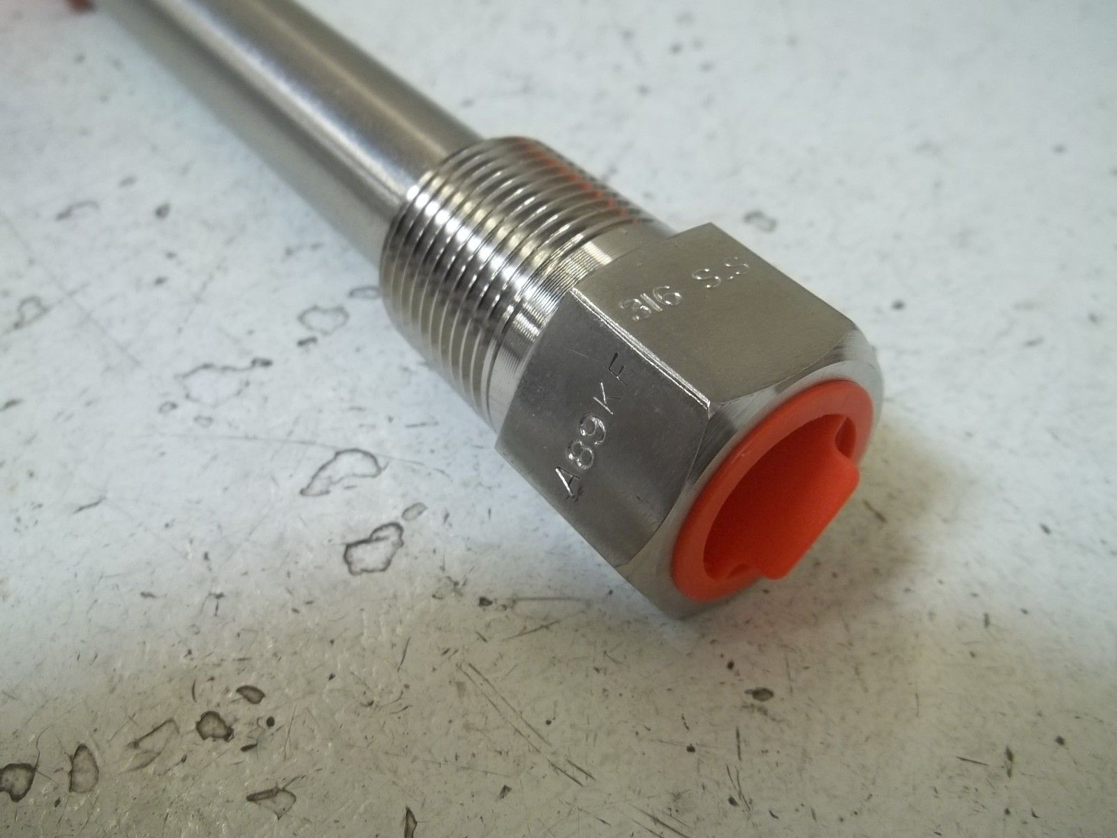 INDUSTRIAL MRO A89KF 316SS VALVE STEM *NEW NO BOX*