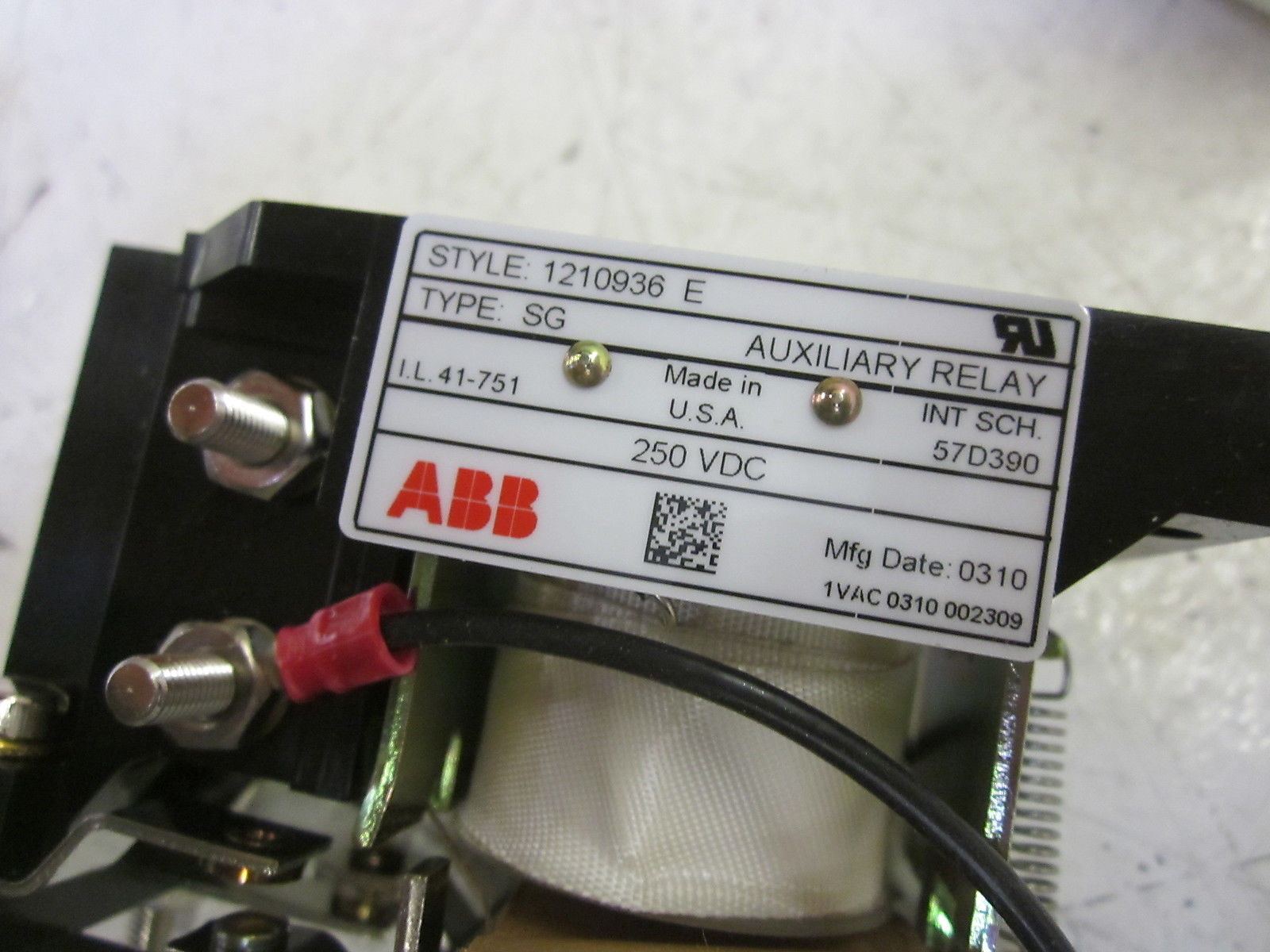 ABB 1210936 E TYPE- SG AUXILIARY RELAY 24VDC  *NEW IN BOX*