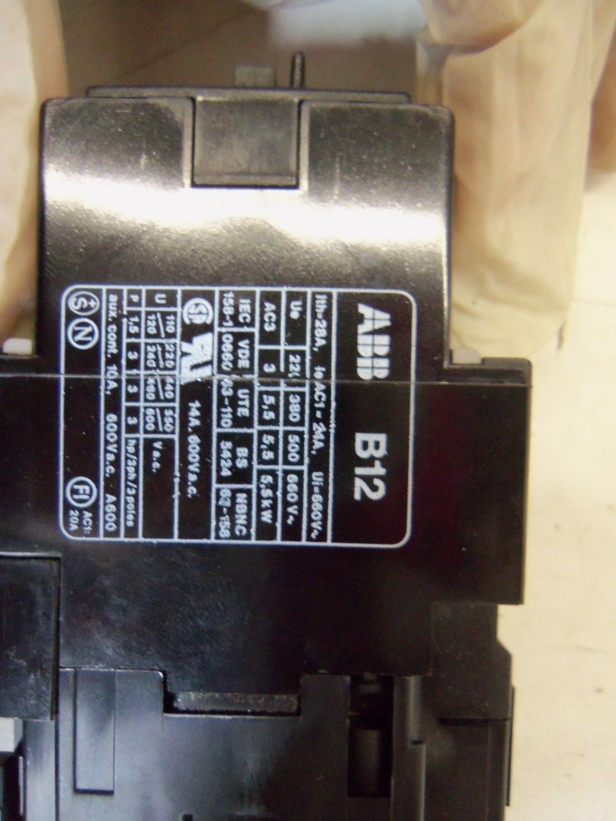 ABB B12-30-11 *USED*