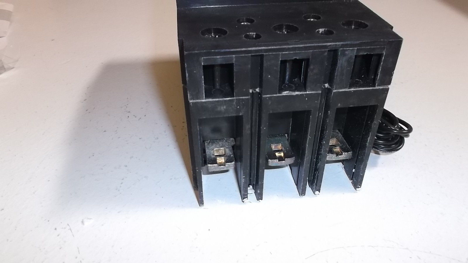 ABB NE-7757 CIRCUIT BREAKER UNMP