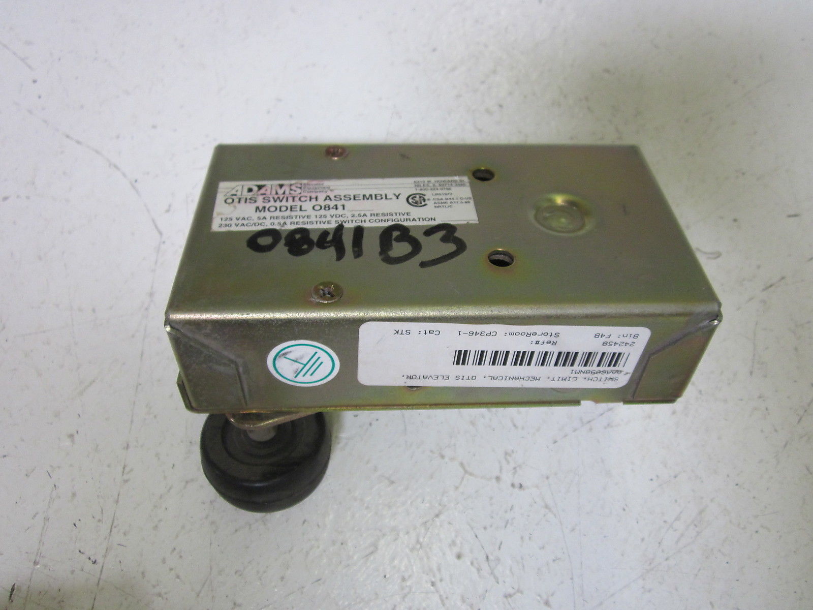 ADAMS O841 AAA6098NM1 OTIS SWITCH ASSEMBLY 125V *USED*