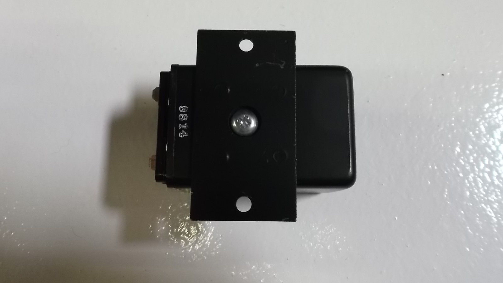 AIROTRONICS U-TDU1015C3A TIME DELAY RELAY 15 SEC. UNMP