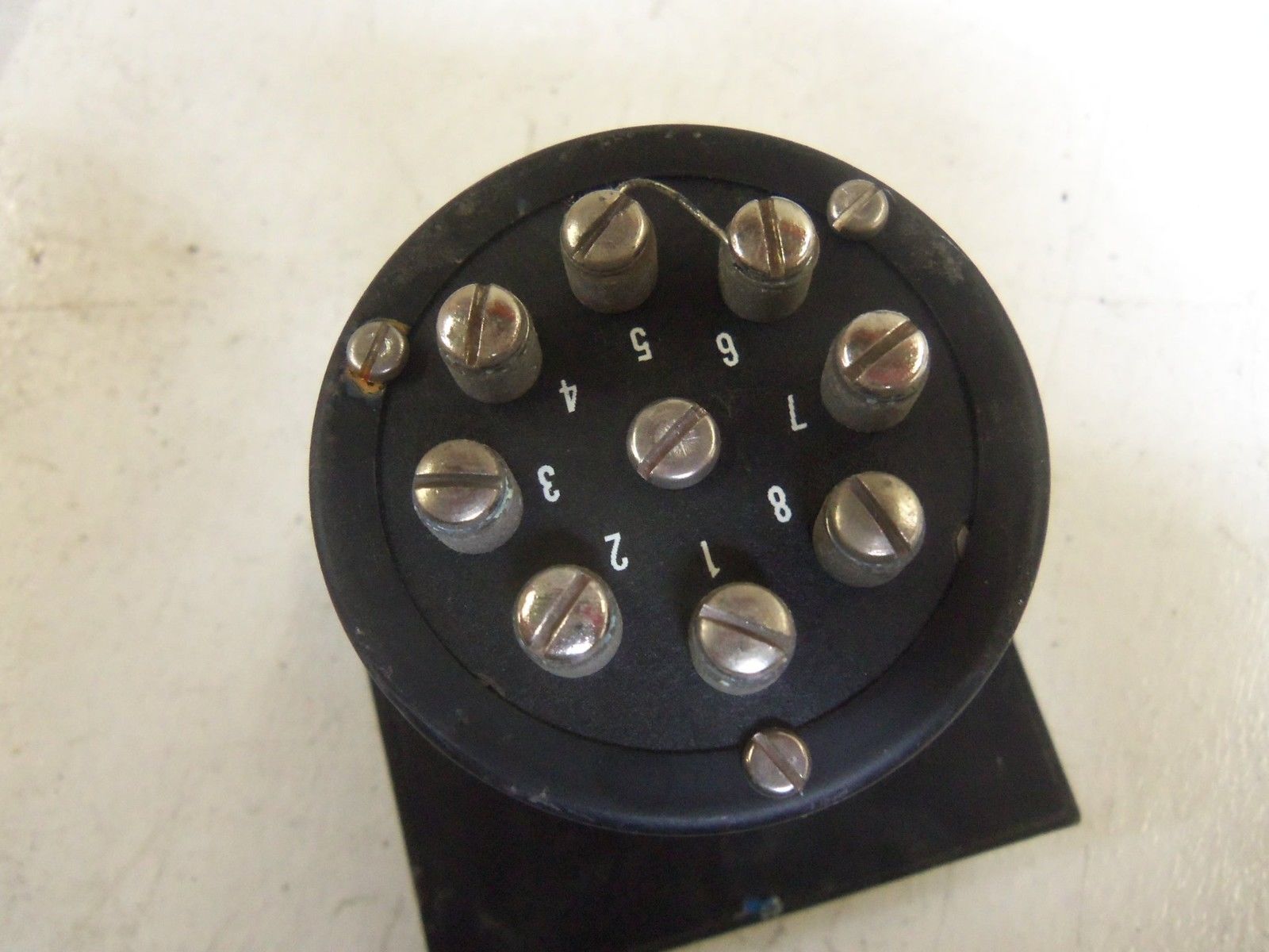 AIRPAX ELECTRONICS 075-109-0304 GAUGE UNMP