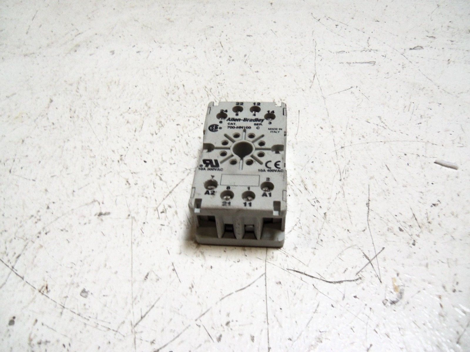 ALLEN BRADLEY 700-HN100 RELAY SOCKET SER. C UNMP