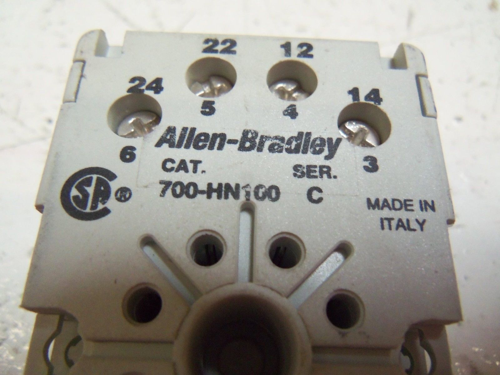 ALLEN BRADLEY 700-HN100 RELAY SOCKET SER. C UNMP