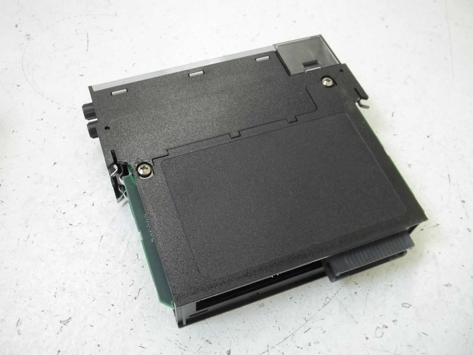 INDUSTRIAL SPARE PART CONTROLLOGIX 1756-M16SE SER. A F/W 13.7 INTERFACE NSNP