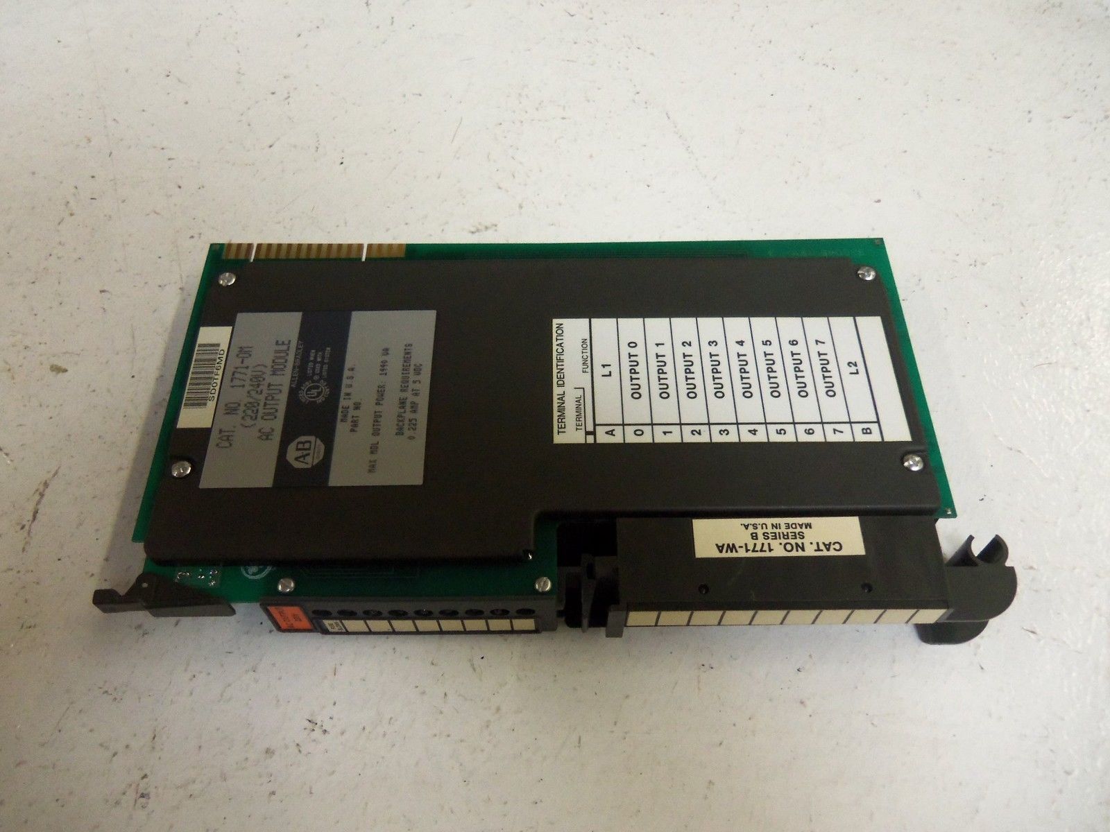 ALLEN BRADLEY 1771-OM OUTPUT MODULE *USED*