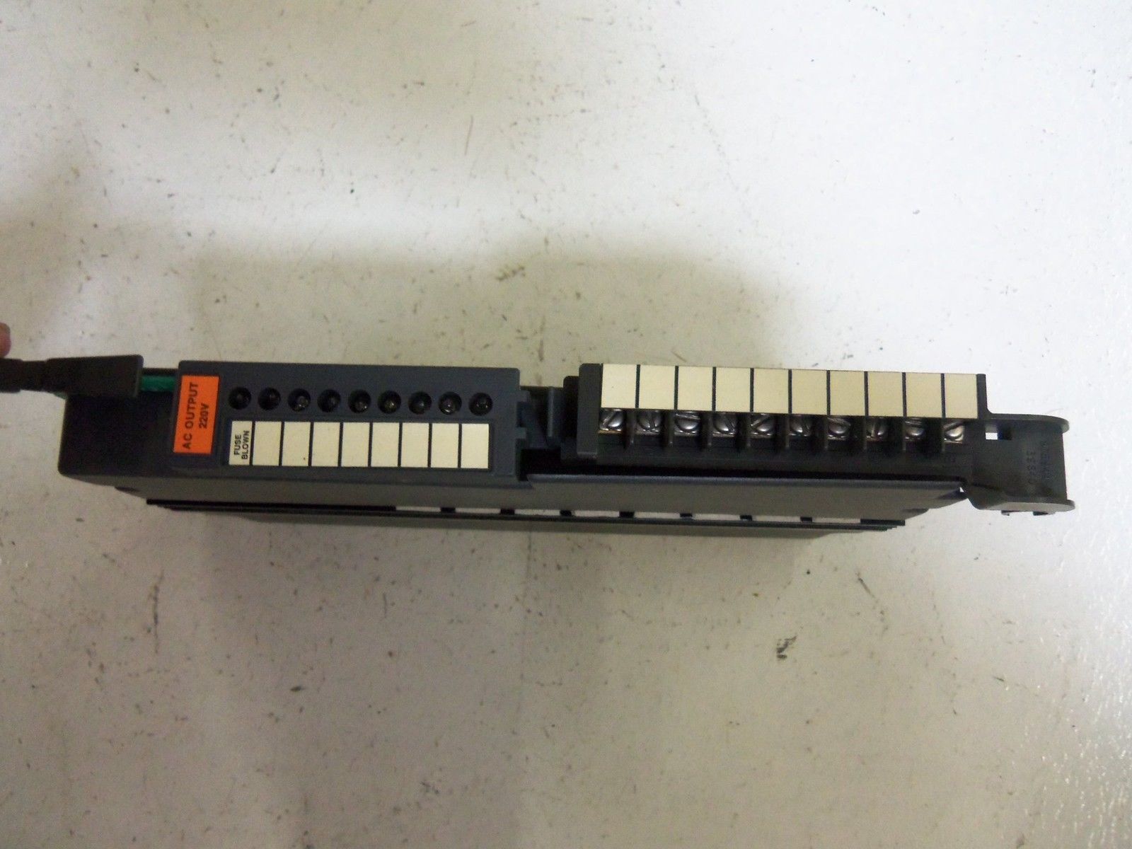 ALLEN BRADLEY 1771-OM OUTPUT MODULE *USED*