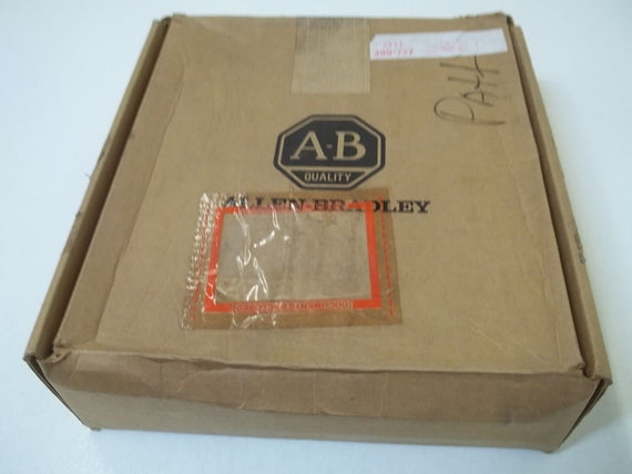ALLEN BRADLEY 1772-SD2 REMOTE I/O SCANNER DISTRIBUTION PANEL *NEW IN BOX*