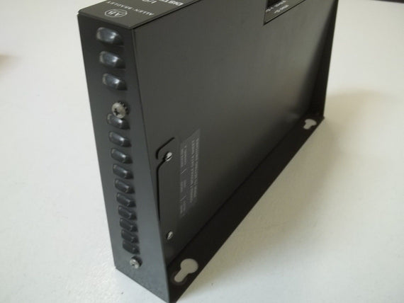 ALLEN BRADLEY 1772-SD2 REMOTE I/O SCANNER DISTRIBUTION PANEL *NEW IN BOX*