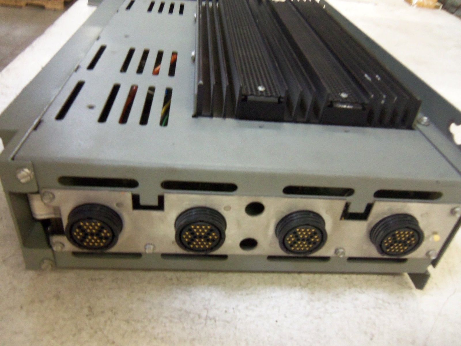 ALLEN BRADLEY 1775-P1 SER. B POWER SUPPLY  *USED*