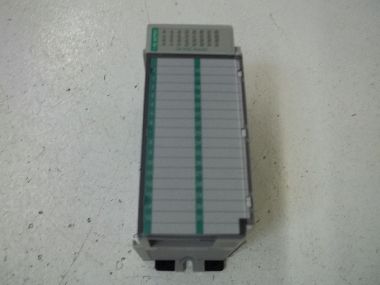 INDUSTRIAL SPARE PART 1796-OB32 SER.A 20.4-26.4VDC SOURCING OUTPUT MODULE NSMP
