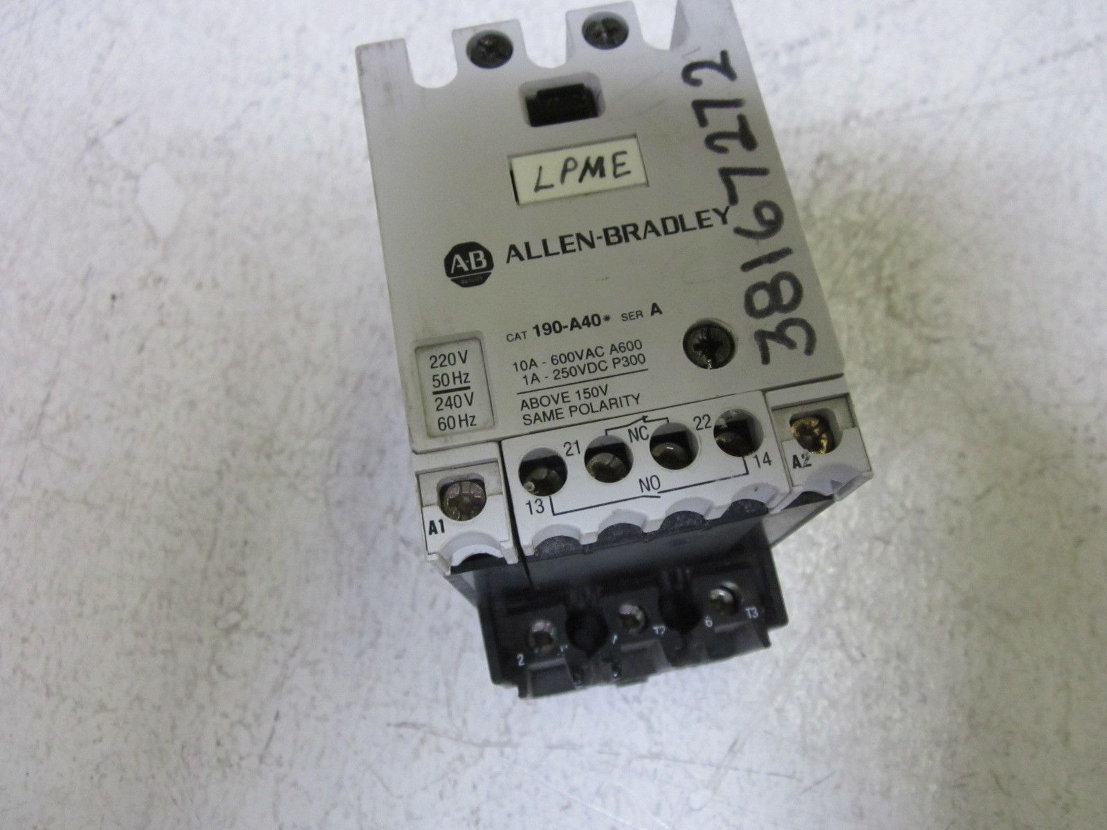 ALLEN BRADLEY 190-A40A SER.A CONTACTOR *USED*