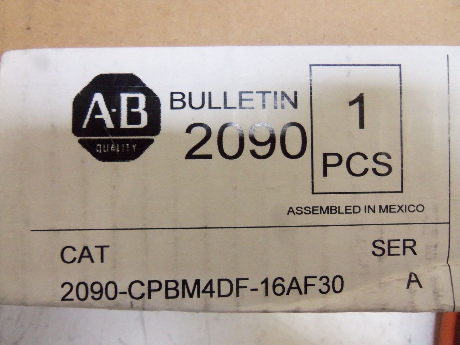 ALLEN BRADLEY 2090-CPBM4DF-16AF30 SERIES A POWER CABLE *NEW IN BOX*