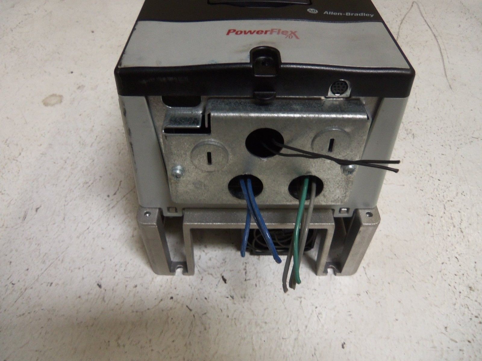 ALLEN BRADLEY 20AE3P9A0AYNNNC0 SERIES A AC DRIVE UNMP