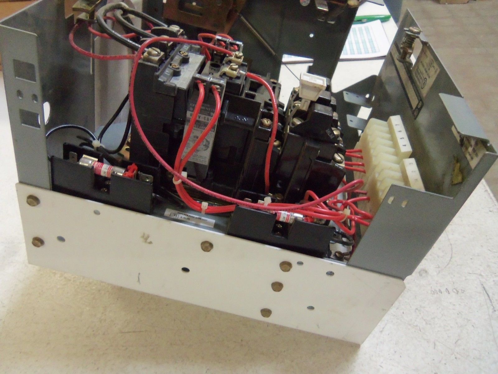 ALLEN BRADLEY 2113B-BDB-6P-31CA-900 SERIES N MOTOR CONTROL CENTER UNMP