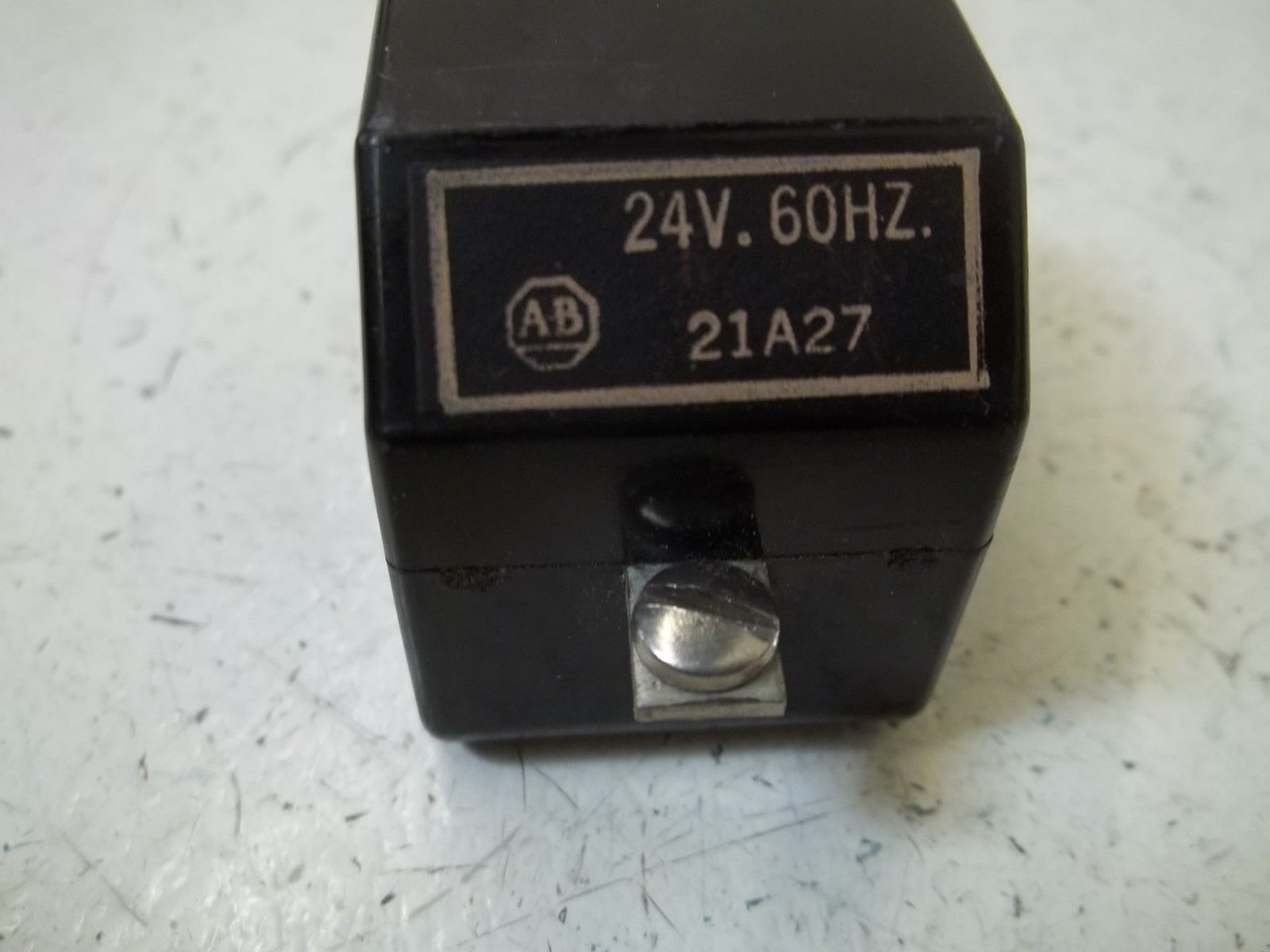 INDUSTRIAL SPARE PART 21A27 SOLENOID COIL 24V UNMP