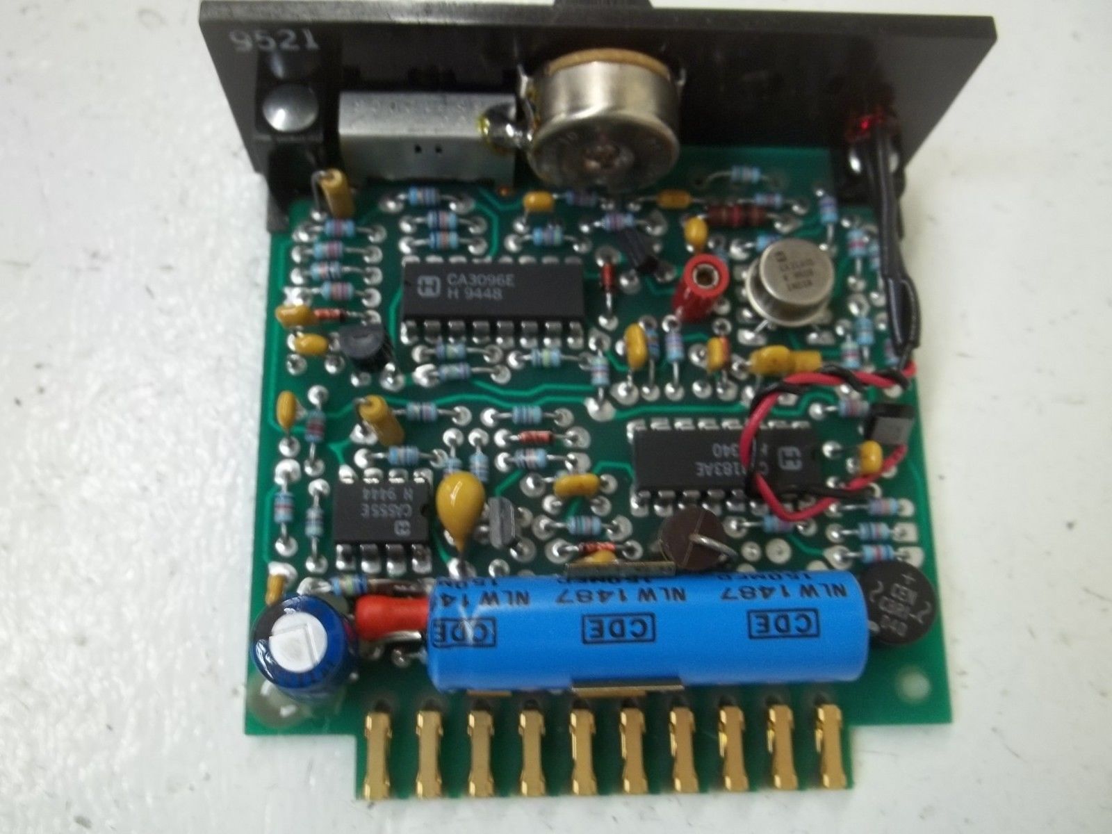 INDUSTRIAL SPARE PART 22DJ3-4000 SER. B (BR/WH) NSMP