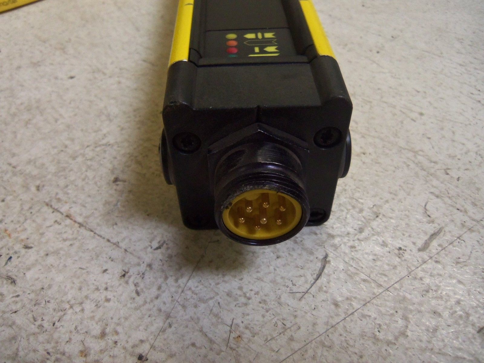 INDUSTRIAL SPARE PART 440L-R4B0900-N RECEIVER UNMP