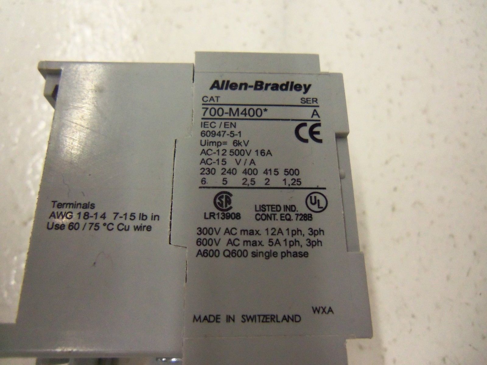 ALLEN BRADLEY 700-M400 SERIES A UNMP