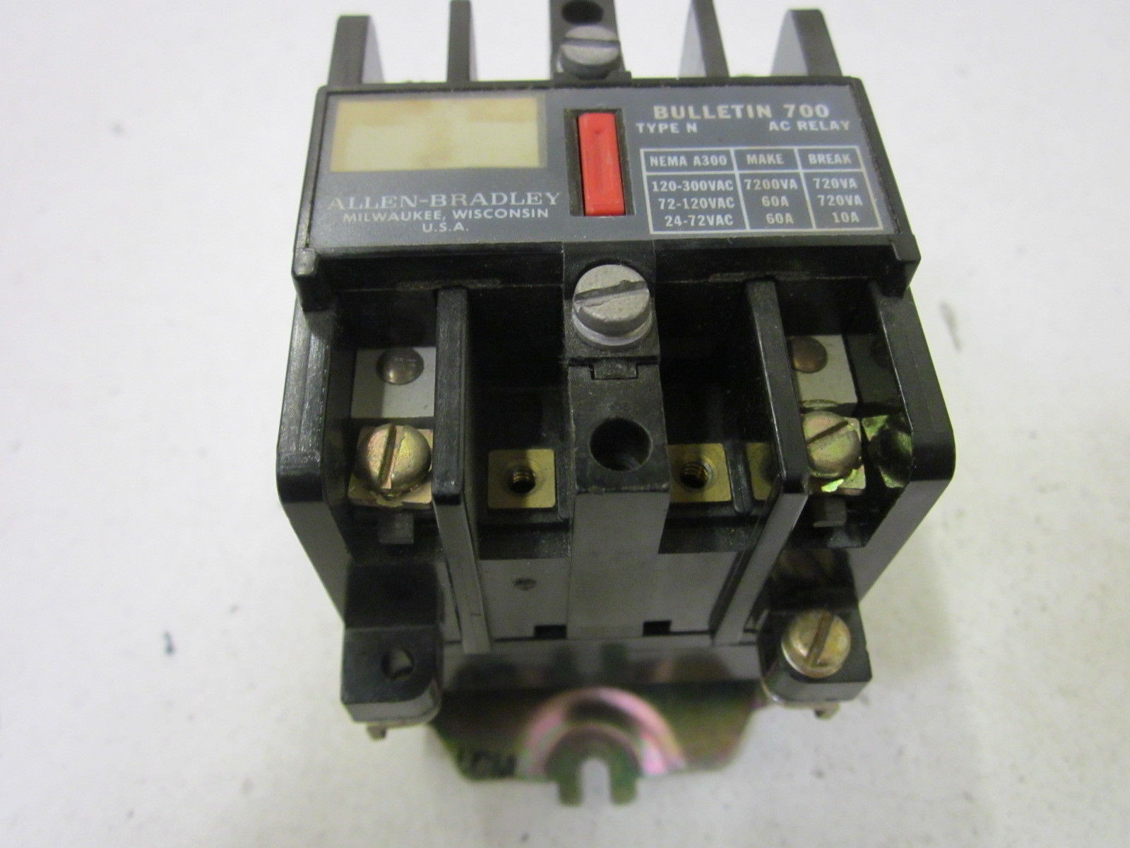 ALLEN BRADLEY  700-N800A24 SER. C CONTROL RELAY (AS PICTURED) UNMP