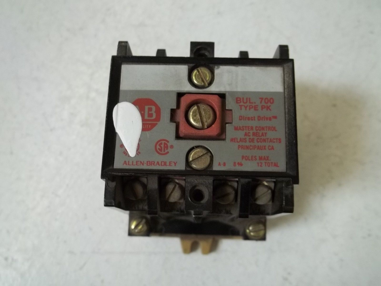 ALLEN BRADLEY 700-PK400A24 SER.B  RELAY 24V UNMP