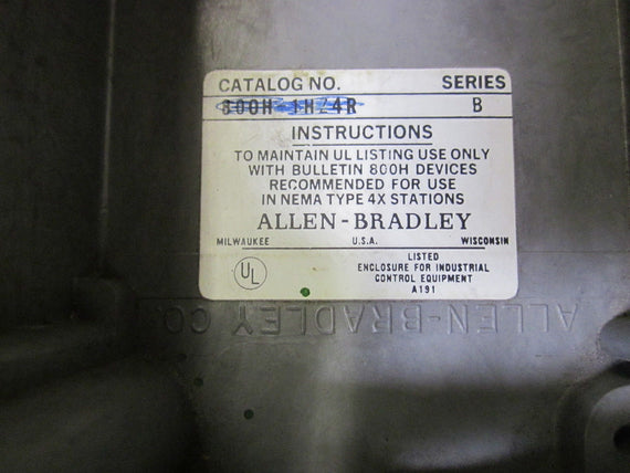 ALLEN BRADLEY 800H-1H24R *USED*