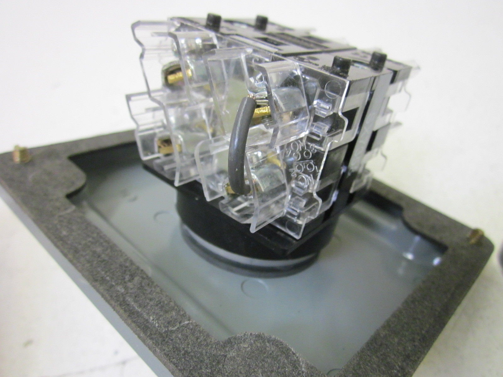INDUSTRIAL SPARE PART 800T-HZ SER.T UNMP