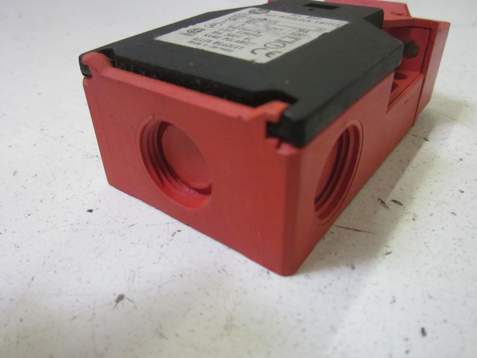 INDUSTRIAL SPARE PART 802F-562P2-S1G NSNP