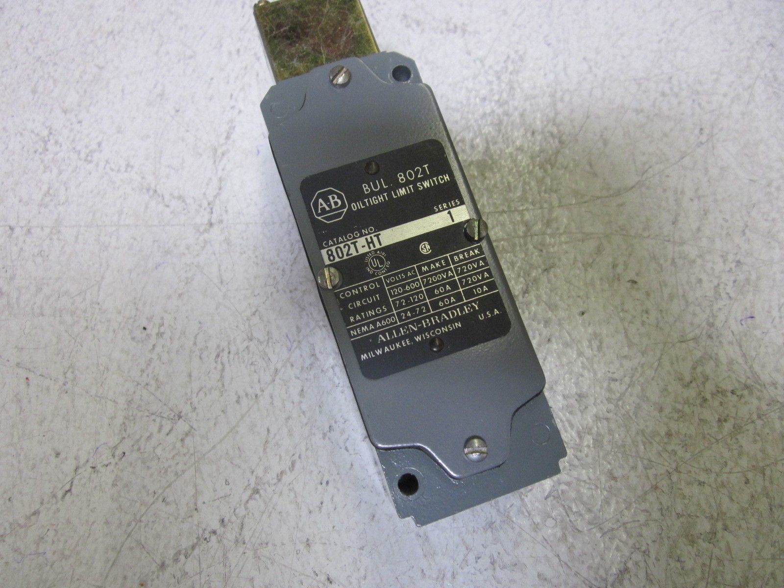 INDUSTRIAL SPARE PART 802T-HT SER.1 OIL TIGHT LIMIT SWITCH UNMP