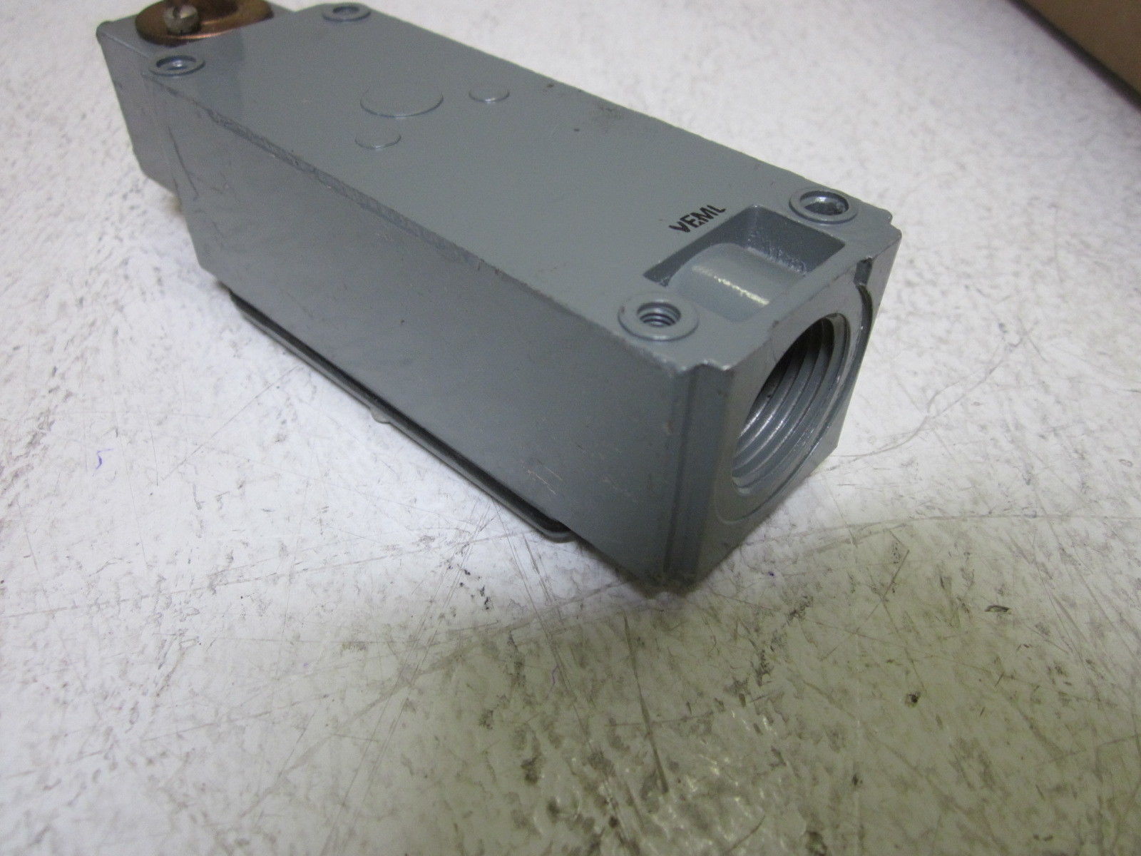 INDUSTRIAL SPARE PART 802T-HT SER.1 OIL TIGHT LIMIT SWITCH UNMP