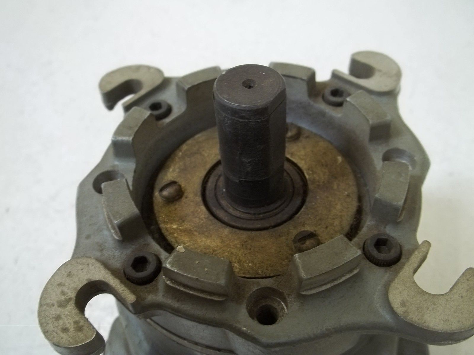 INDUSTRIAL SPARE PART 808C3 SER.B ZERO SPEED PLUGGING SWITCH UNMP