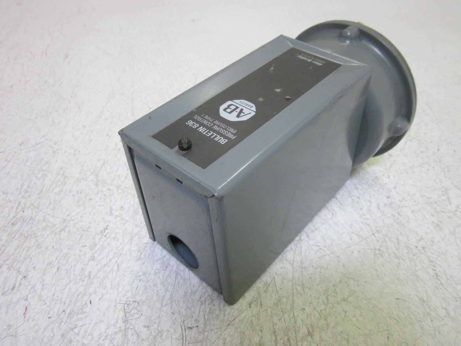 INDUSTRIAL SPARE PART 836-C1X171 PRESSURE SWITCH 600V UNMP