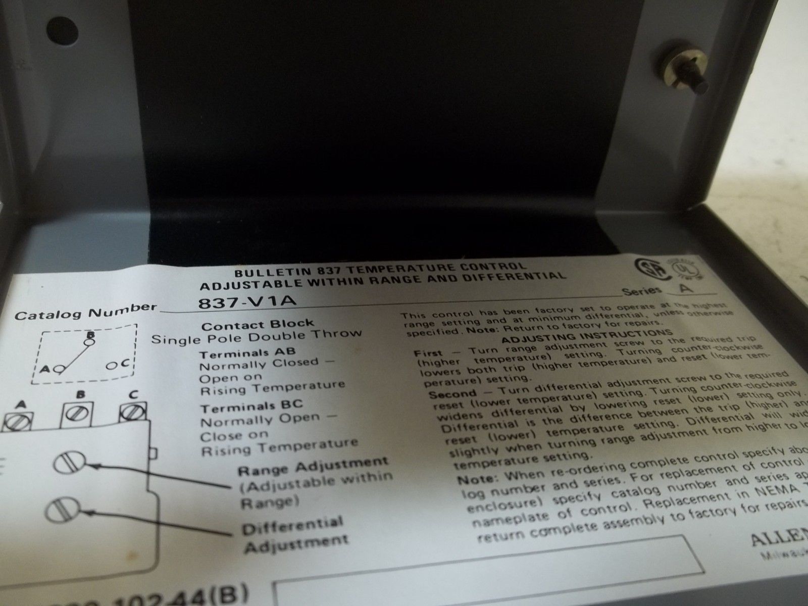 INDUSTRIAL SPARE PART 837-V1A SER.A TEMPERATURE CONTROLLER UNMP