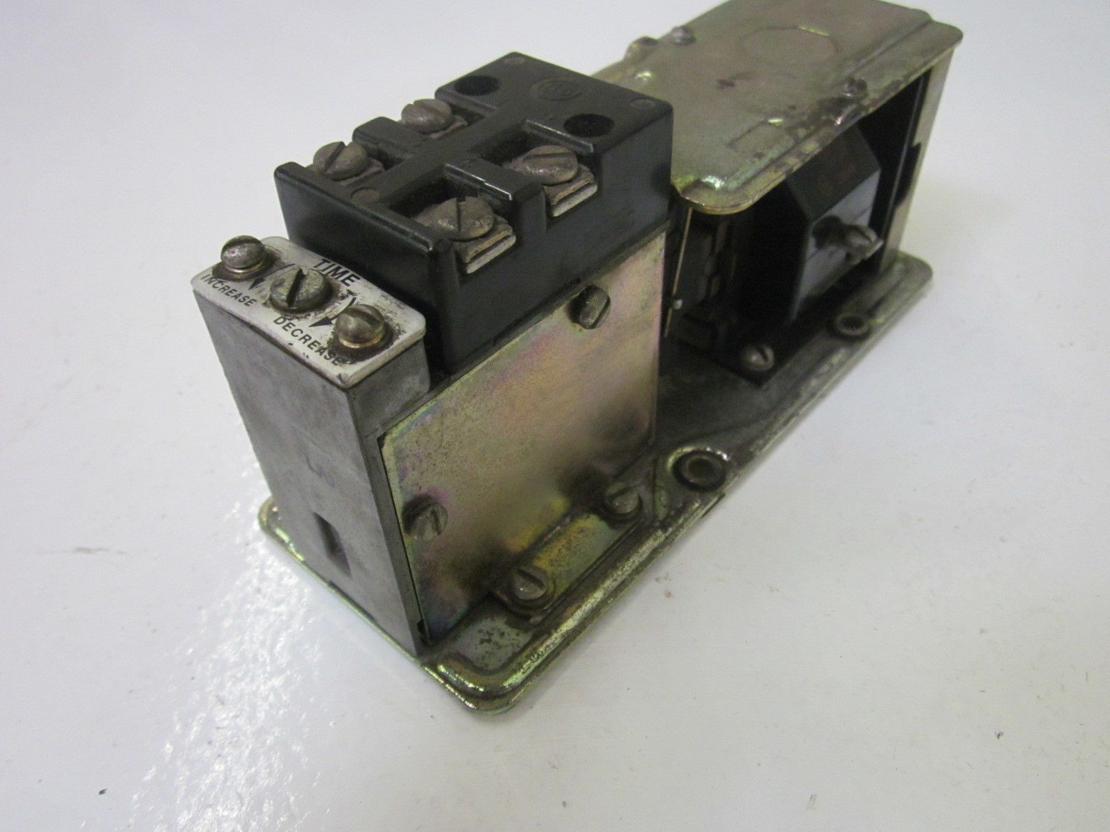 ALLEN BRADLEY 849-Z0D32 SER. B *USED*