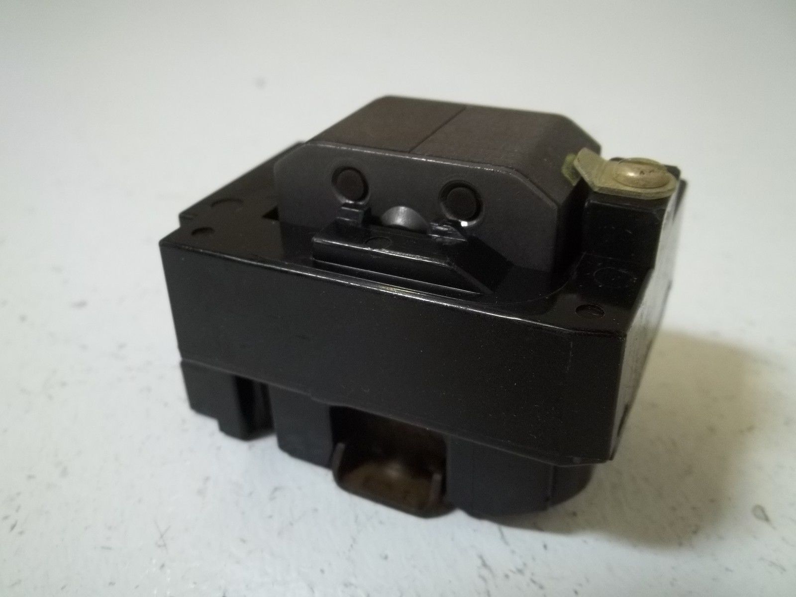 INDUSTRIAL SPARE PART 84A86 COIL 120V UNMP