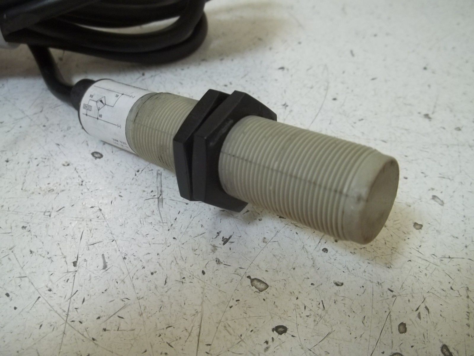 ALLEN BRADLEY 871C-N8R18 SER.A PROXIMITY SWITCH UNMP