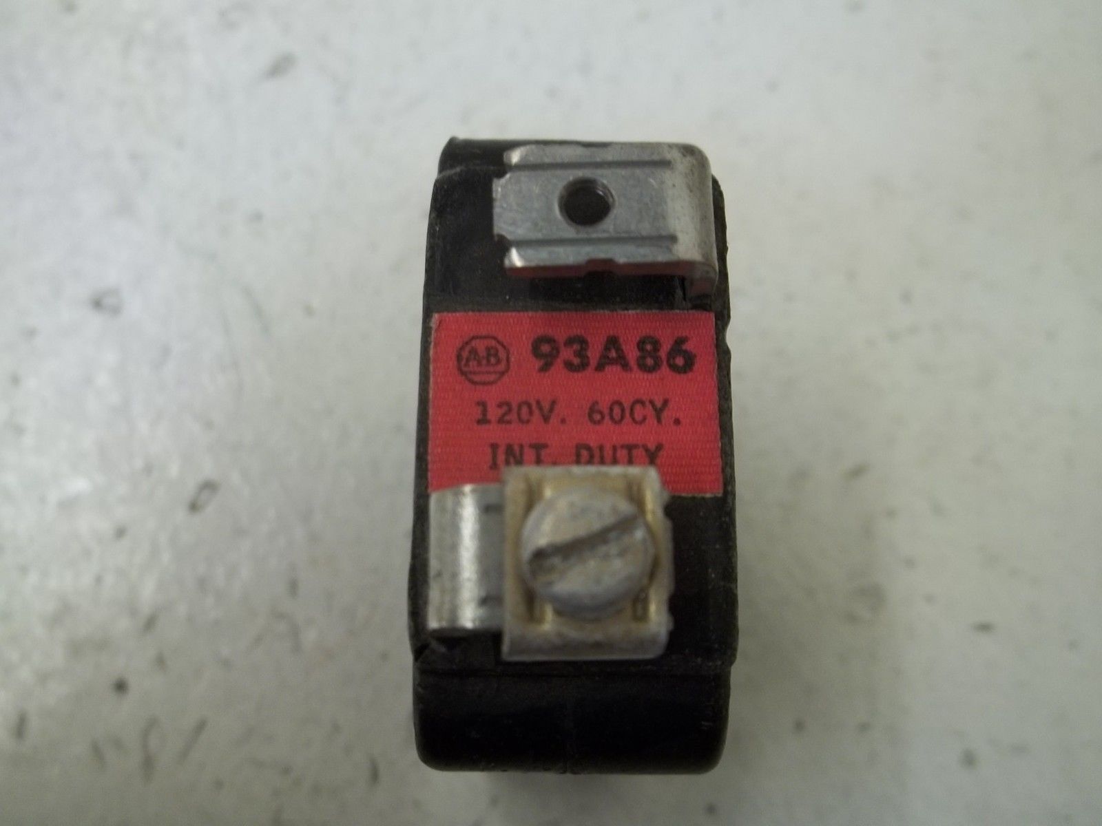 INDUSTRIAL SPARE PART 93A86 SOLENOID COIL 120V  UNMP