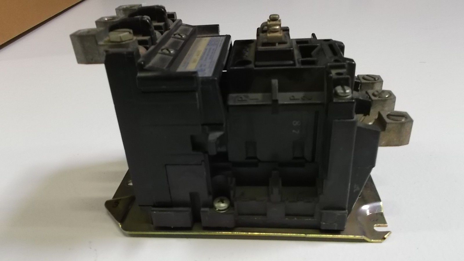 INDUSTRIAL SPARE PART CONTACTOR 500EL-C0D93 SERIES A UNMP