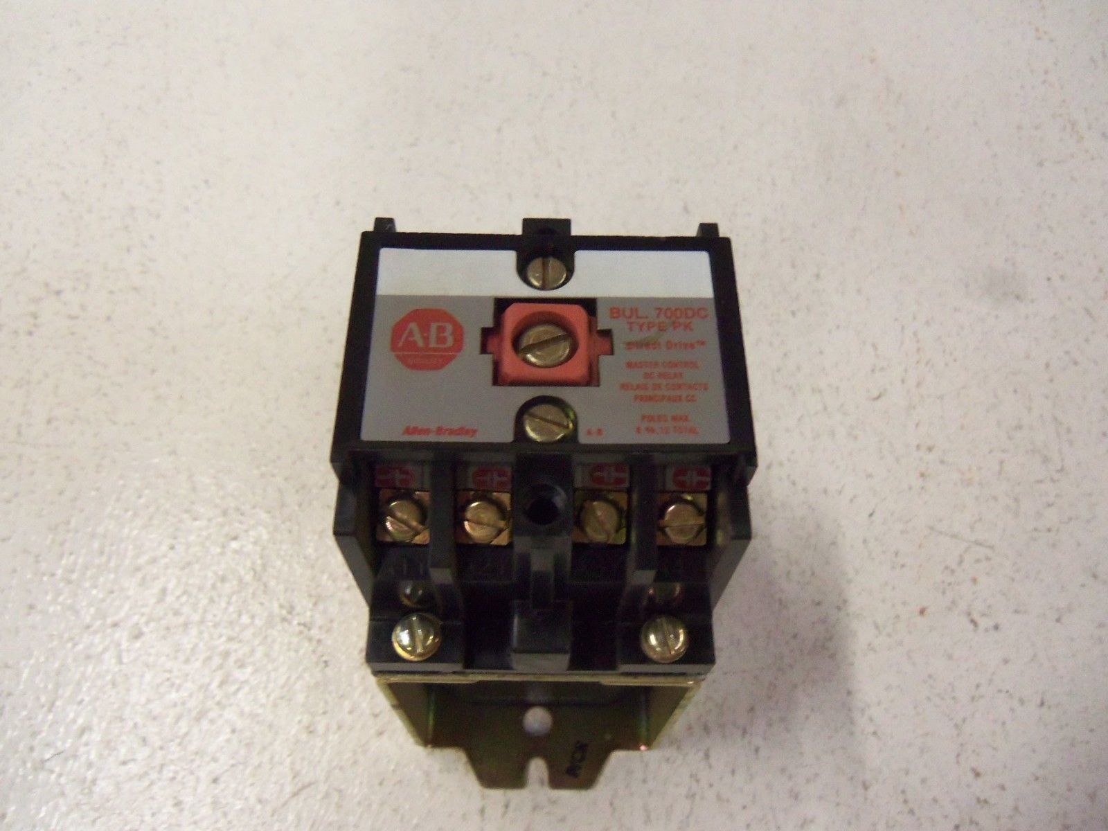 ALLEN BRADLEY DC RELAY 700DC-PK400Z2 SERIES A UNMP