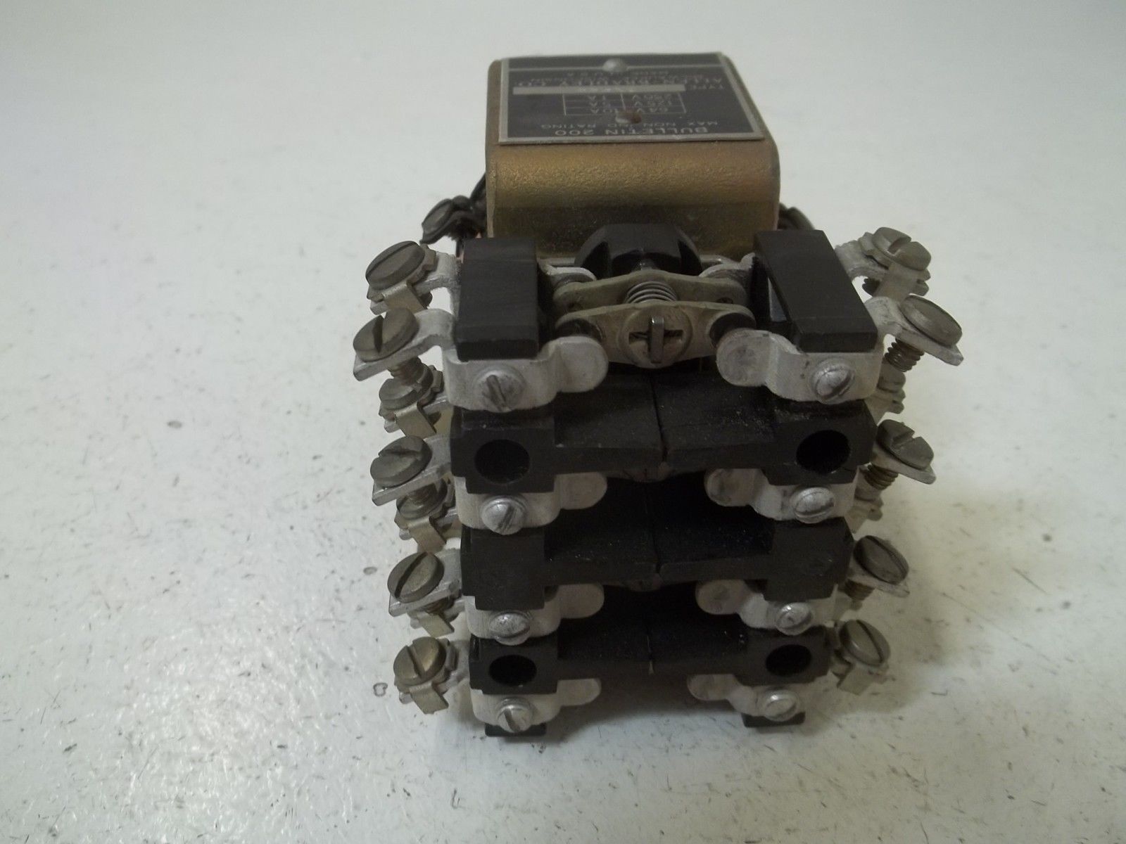 INDUSTRIAL SPARE PART EX-44 115-125V UNMP