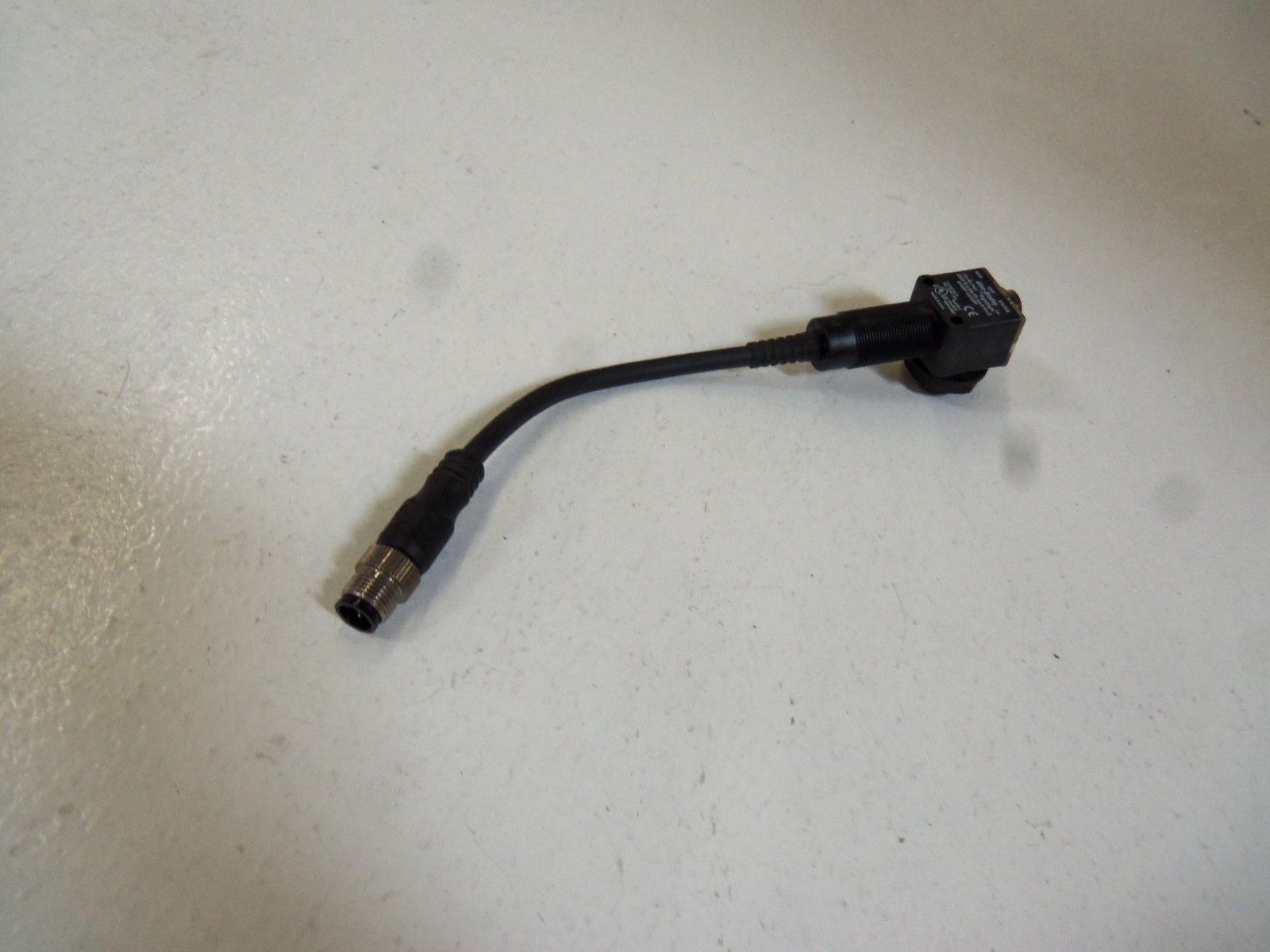 INDUSTRIAL SPARE PART PHOTOELECTRIC SENSOR SHARP CUTOFF 42EF-S1LDA-F5 SERIES A UNMP