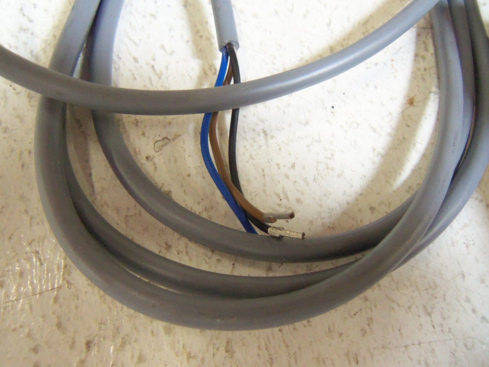 INDUSTRIAL SPARE PART PROXIMITY SWITCH 873C-D30NP30-E2 SERIES A UNMP