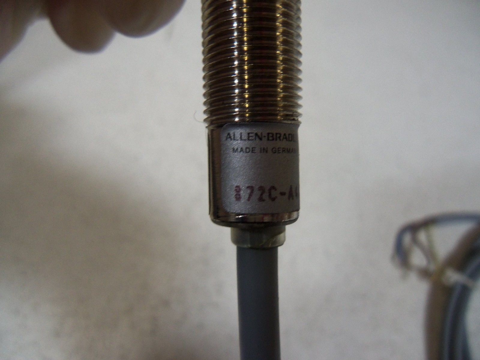 INDUSTRIAL SPARE PART PROXIMITY SWITCH 872C-A4C12-A2 SERIES A UNMP